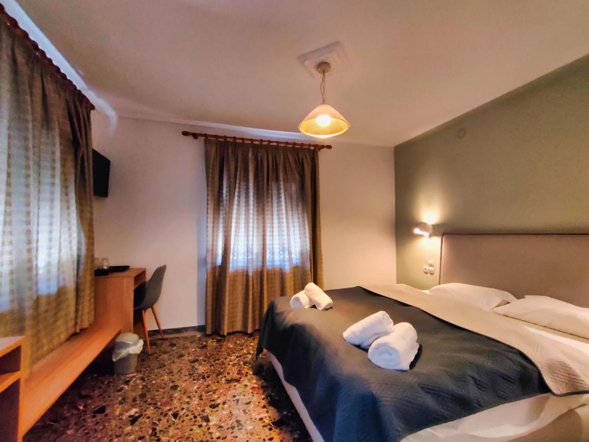 Gianna Plakia Kastraki - Meteora Hotell Kalampaka Exteriör bild
