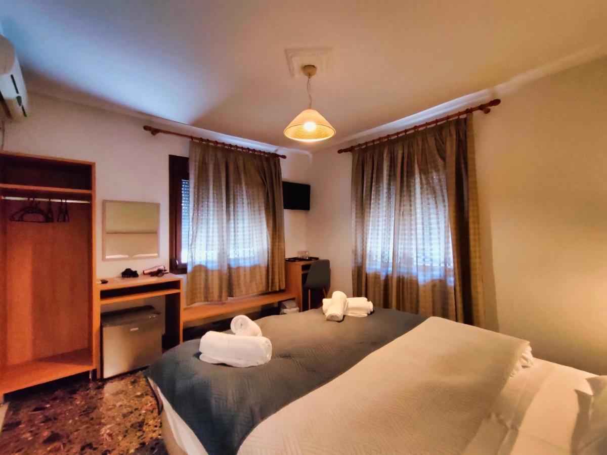 Gianna Plakia Kastraki - Meteora Hotell Kalampaka Exteriör bild